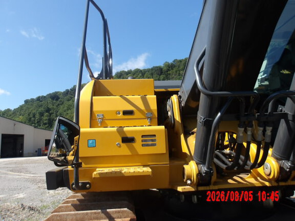 2022 John Deere 300GL