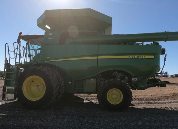 2020 John Deere S780 thumbnail 10
