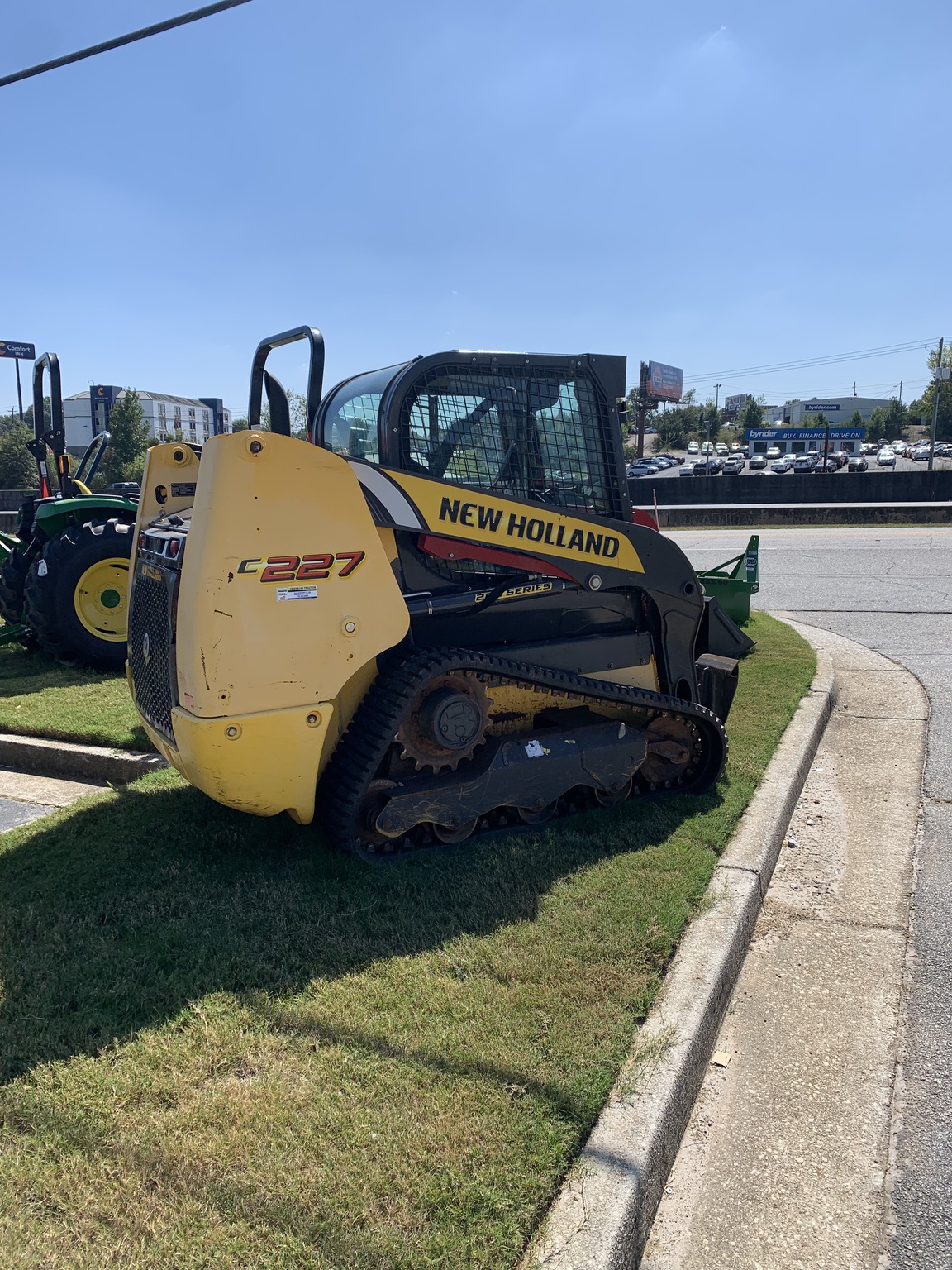 2012 New Holland c27 Image 3