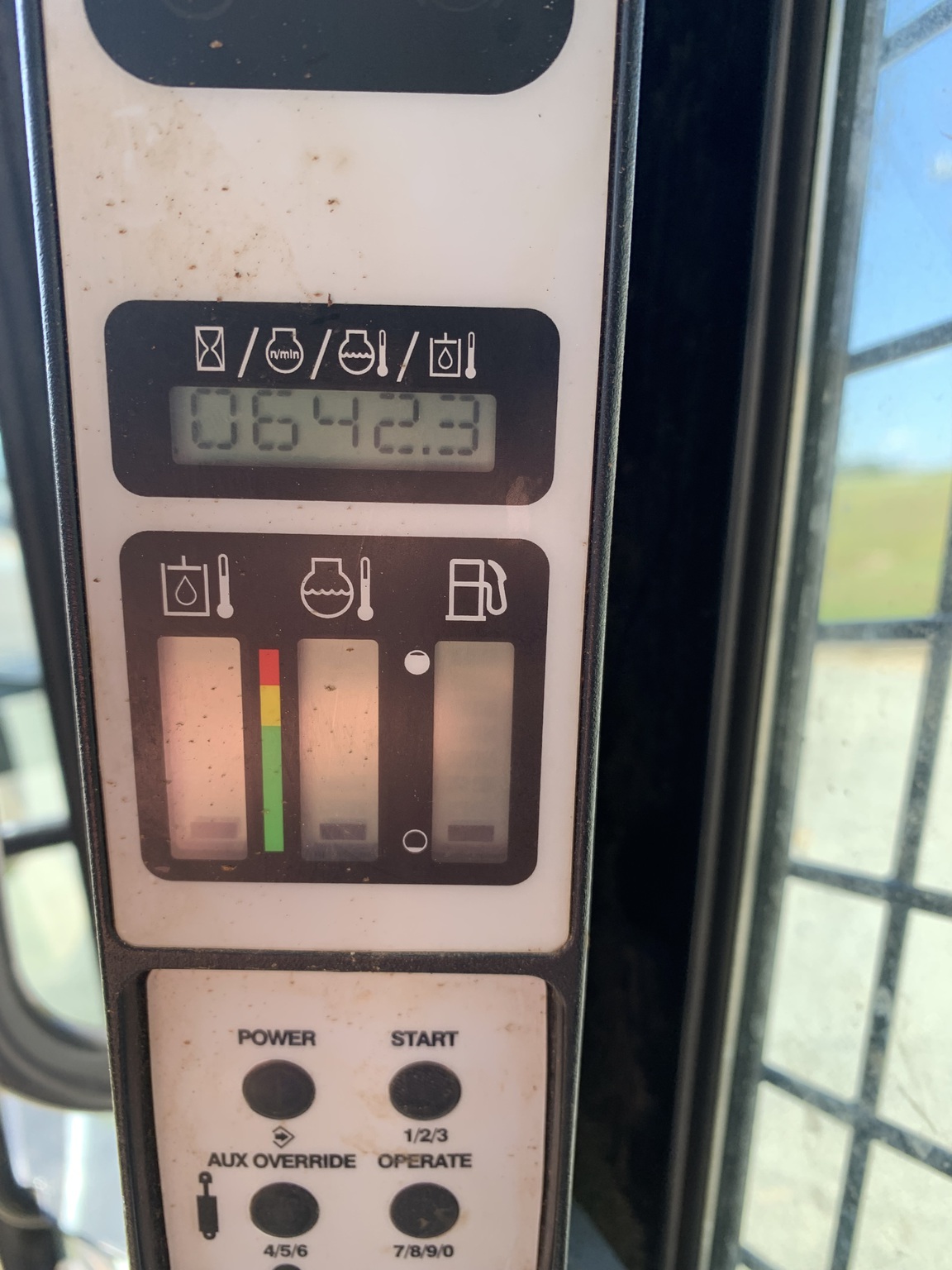 2012 New Holland c27 Image 5