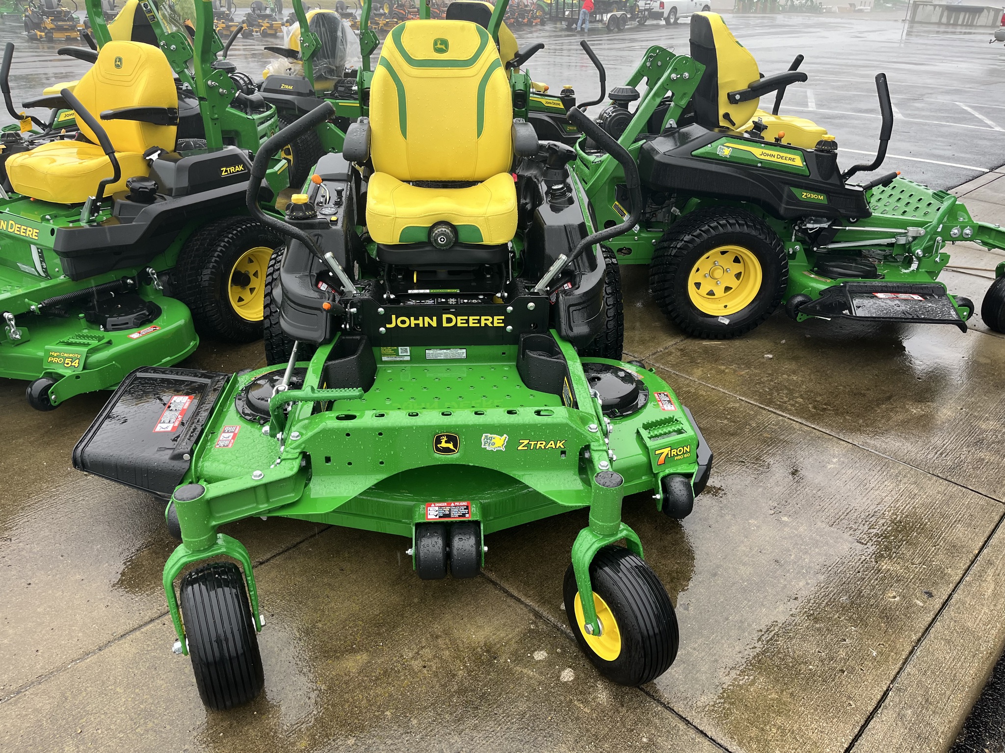 2023 John Deere Z930M ZeroTurn Mowers Zanesville, OH