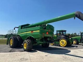 2022 John Deere S780 Image 7