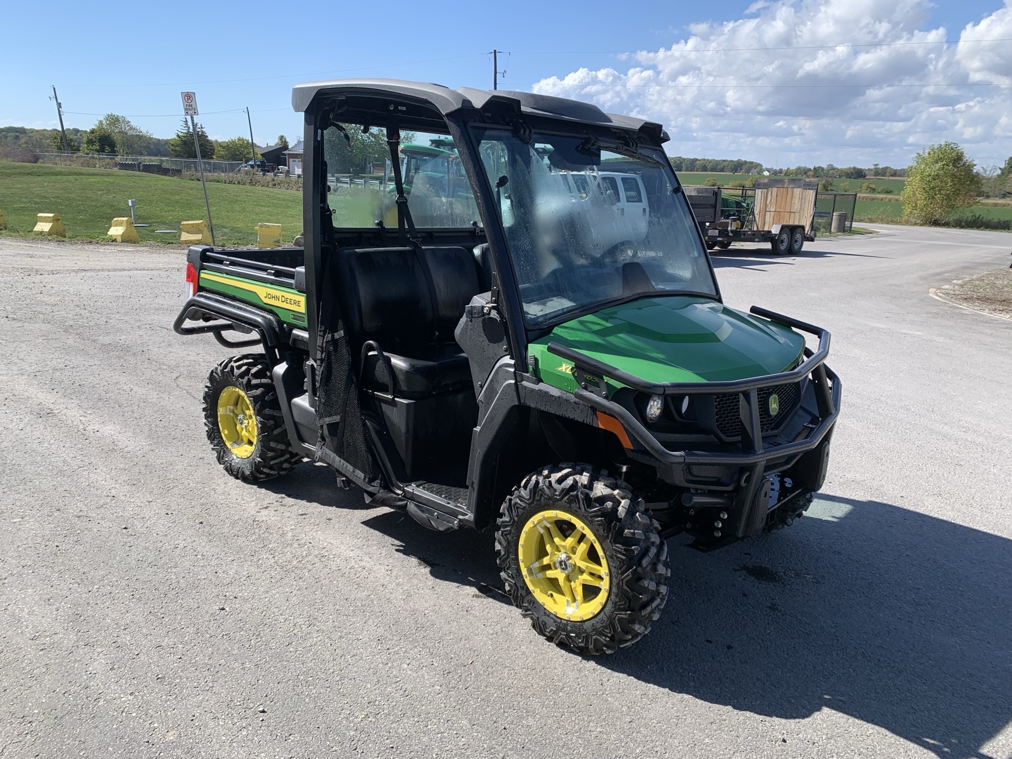 2023 John Deere XUV865M Image 4