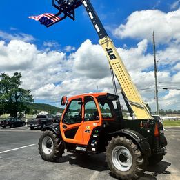 2023 JLG AG823 Image 3