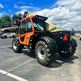 2023 JLG AG823 Image 9