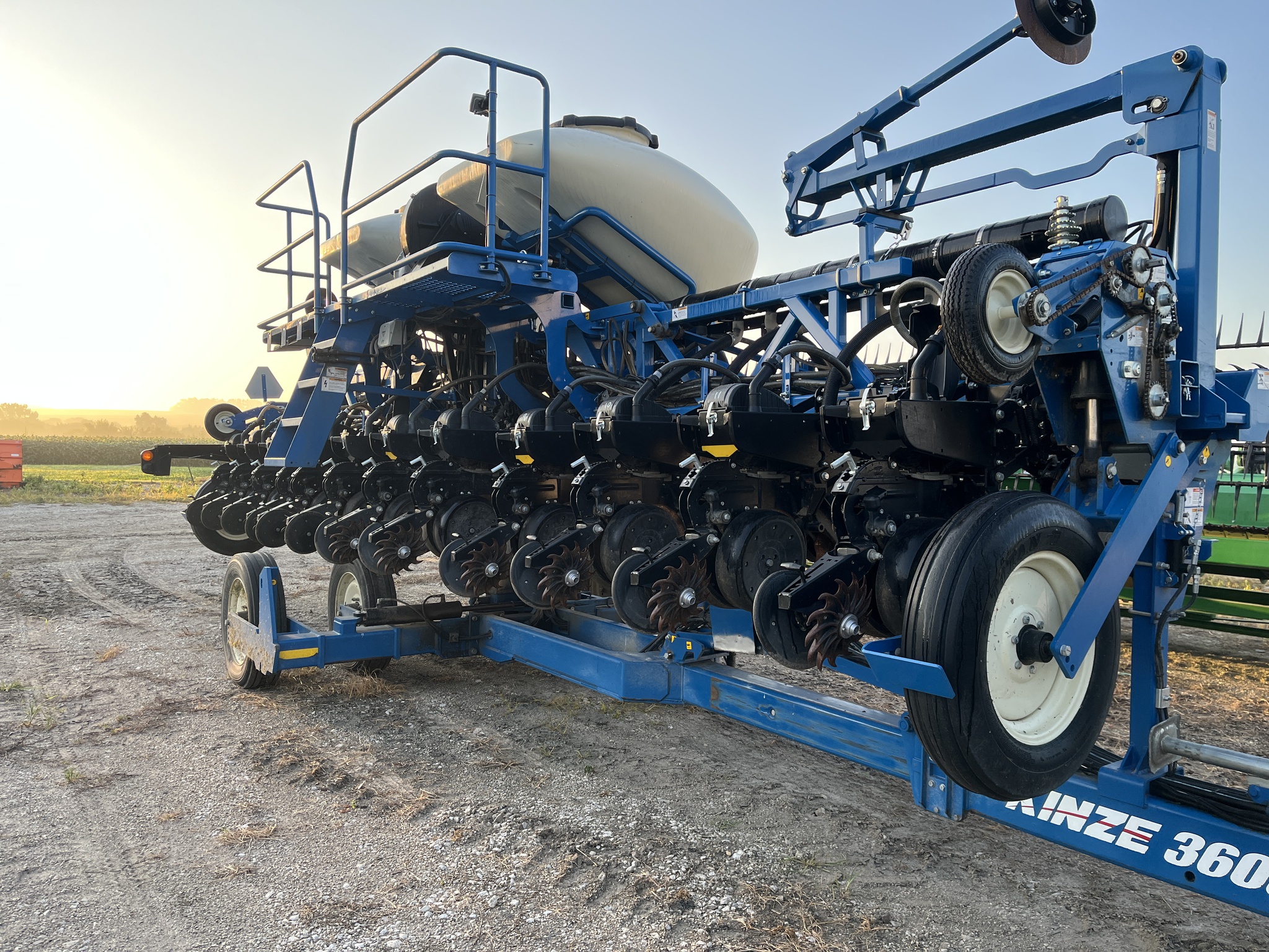  2018 Kinze 3600ASD at Heritage Tractor in Kewanee, IL