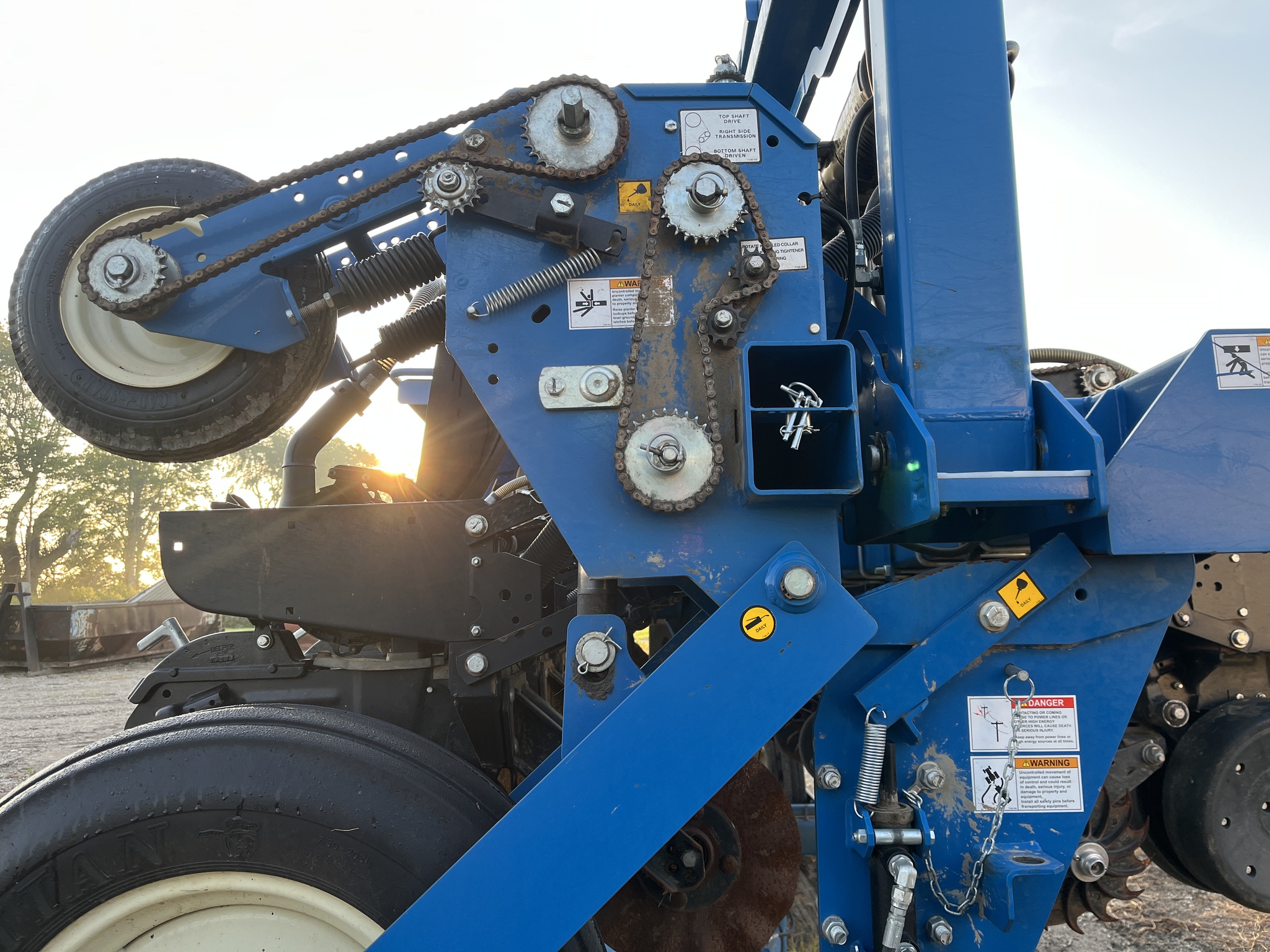  2018 Kinze 3600ASD at Heritage Tractor in Kewanee, IL