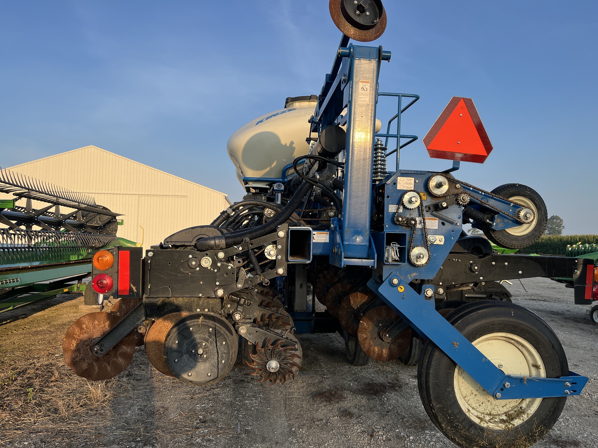  2018 Kinze 3600ASD at Heritage Tractor in Kewanee, IL