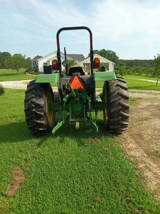 2012 John Deere 5075E