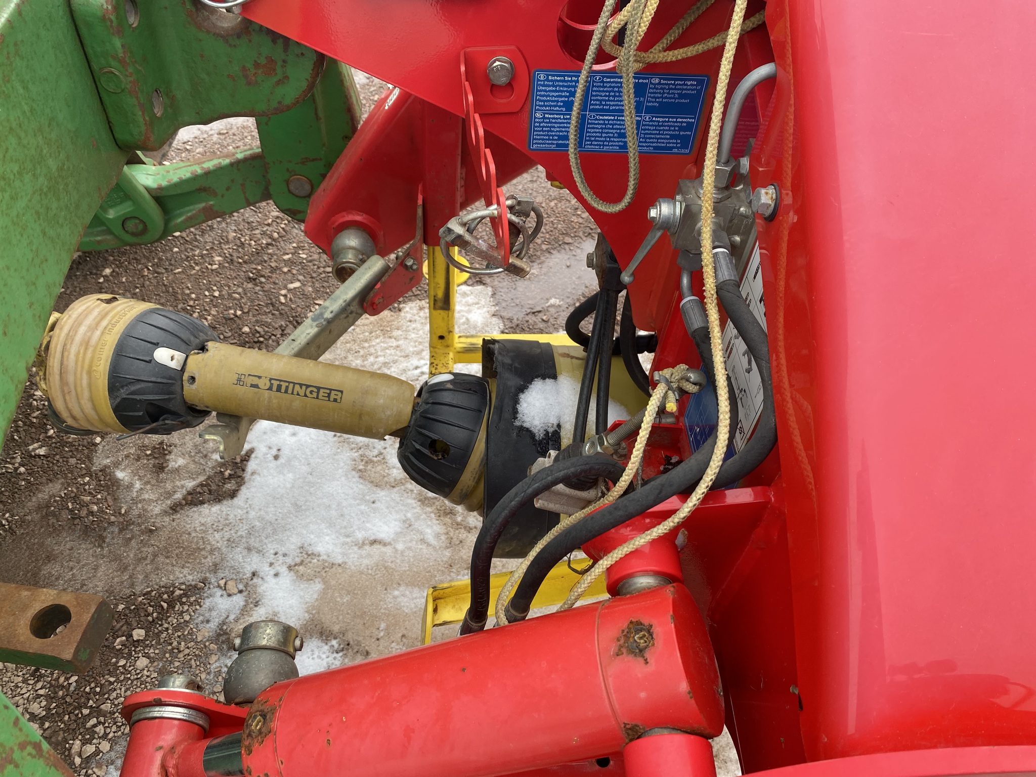 2017 Pottinger novacat442 Image 9