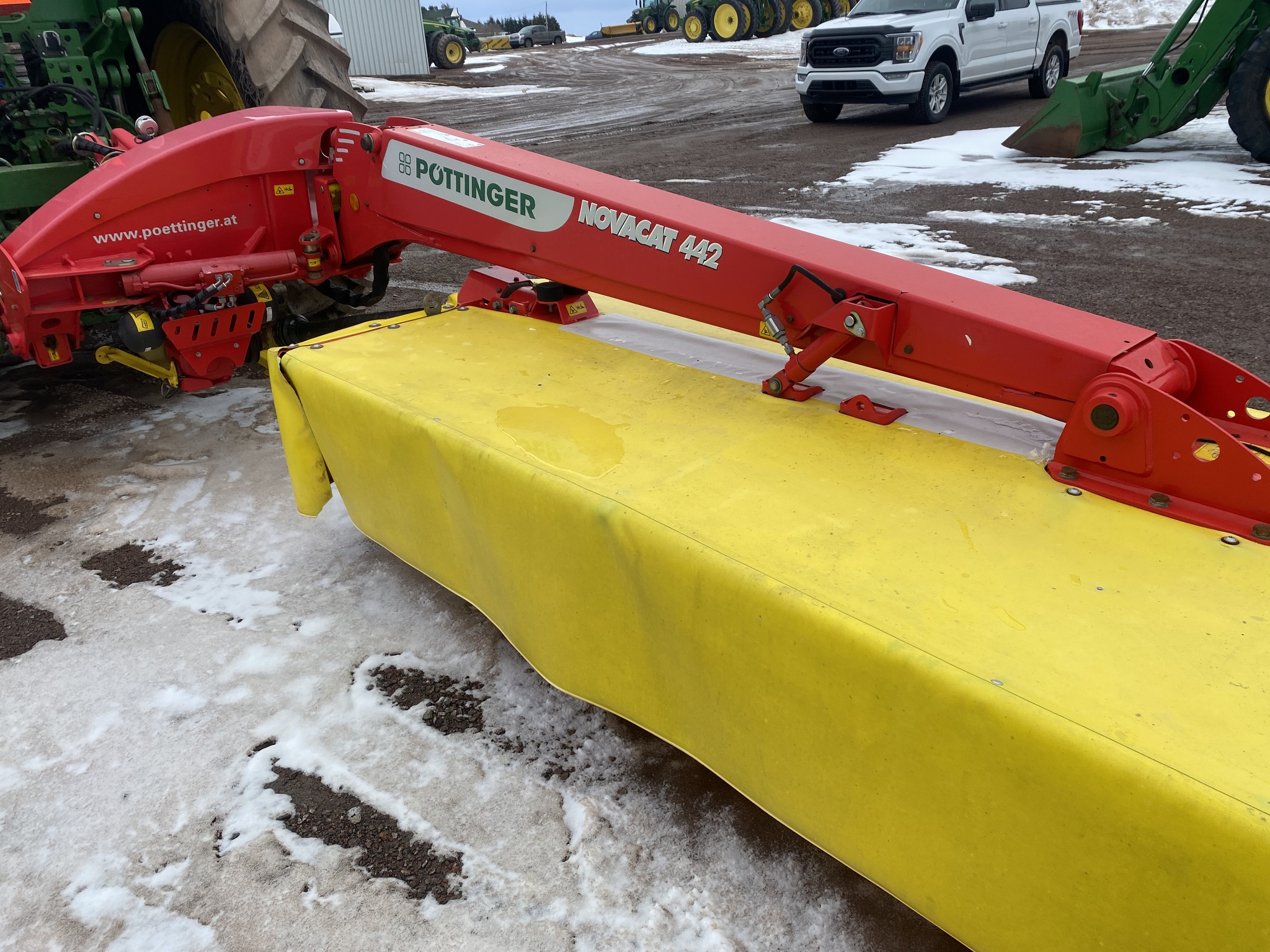 2017 Pottinger novacat442 Image 4