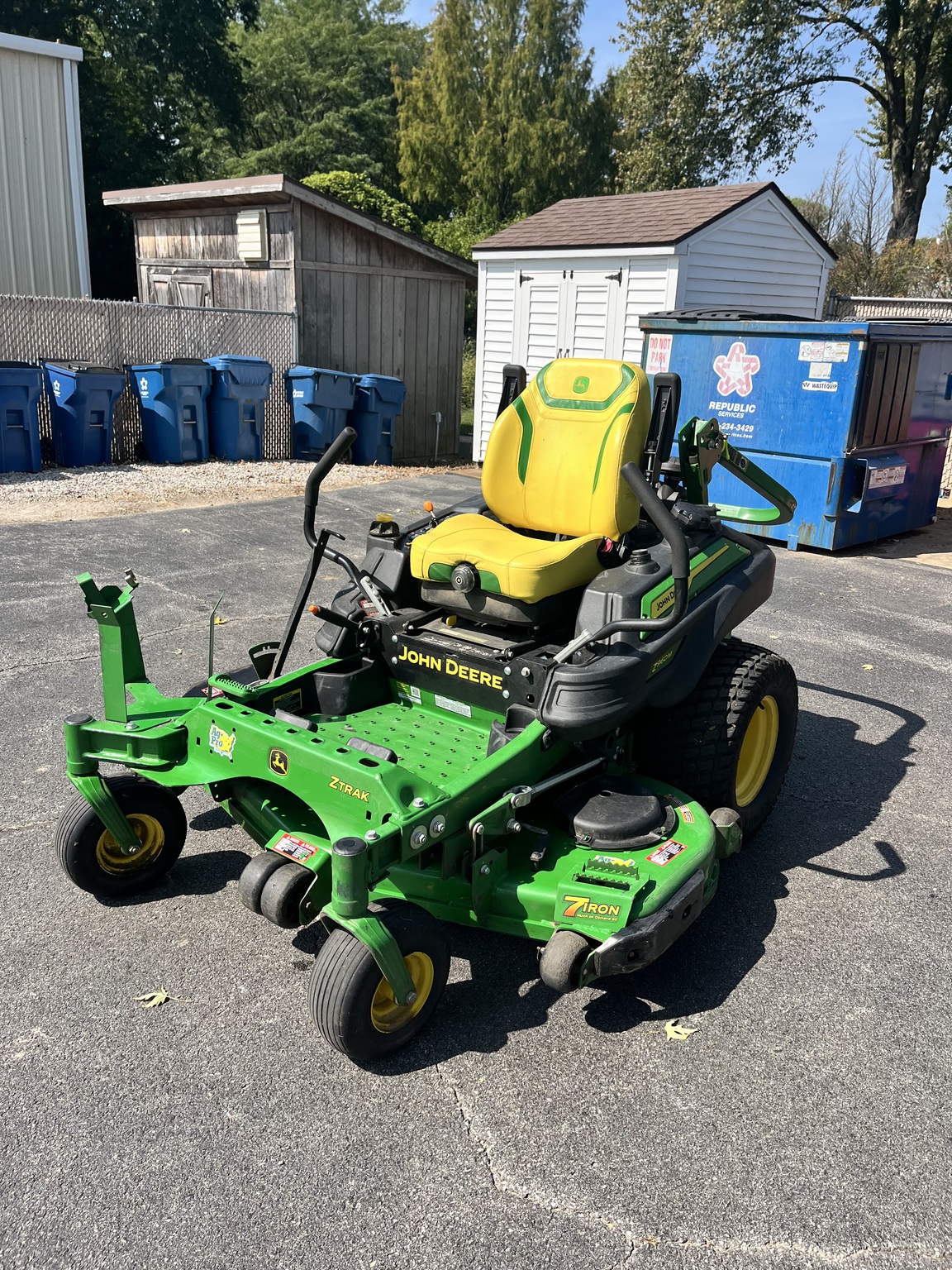 2023 John Deere Z960M Image 1
