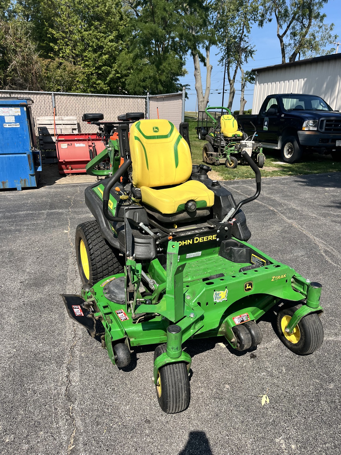 2023 John Deere Z960M Image 4