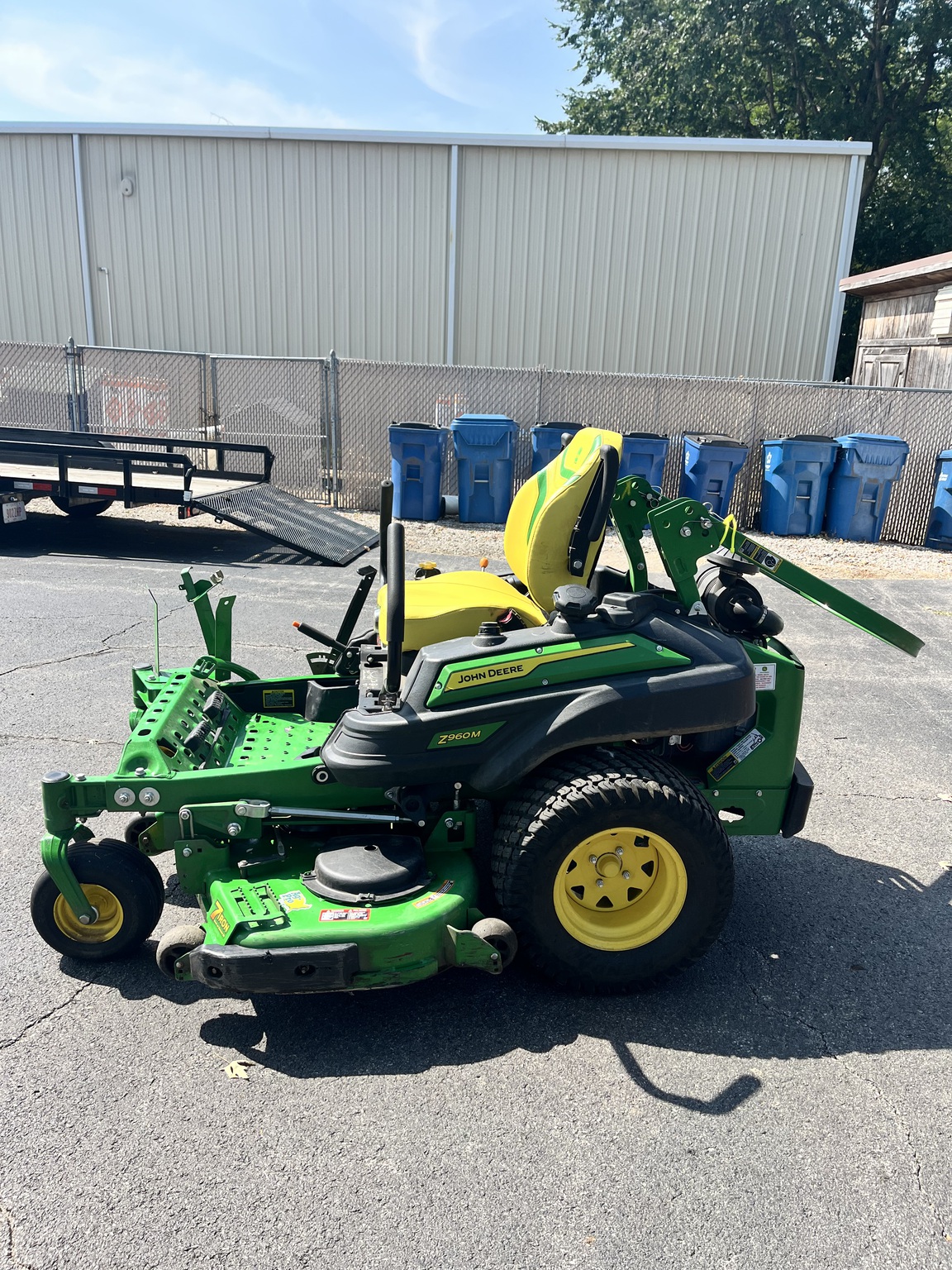 2023 John Deere Z960M Image 2
