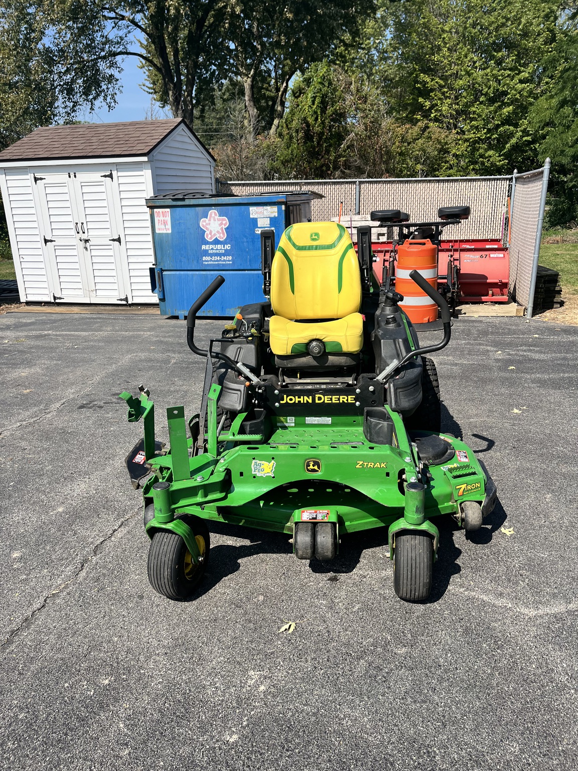2023 John Deere Z960M Image 3