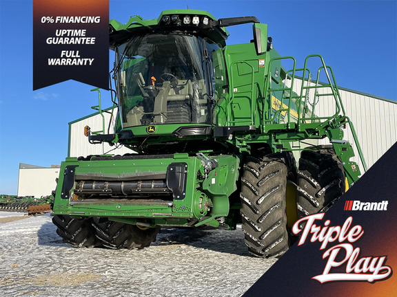 Photo of a 2022 John Deere X9 1100