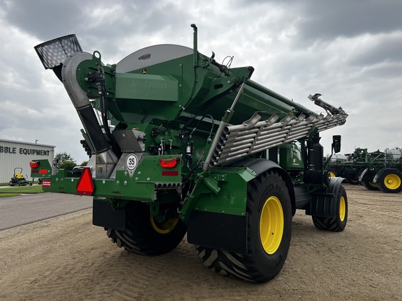 2024 John Deere 800R - Photo6