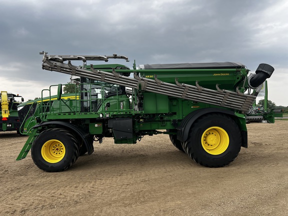 2024 John Deere 800R - Photo3