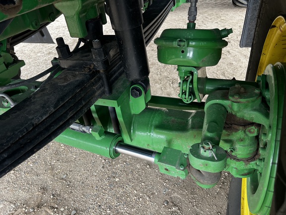 2024 John Deere 800R - Photo11