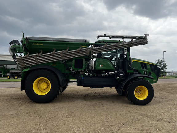 2024 John Deere 800R - Photo7