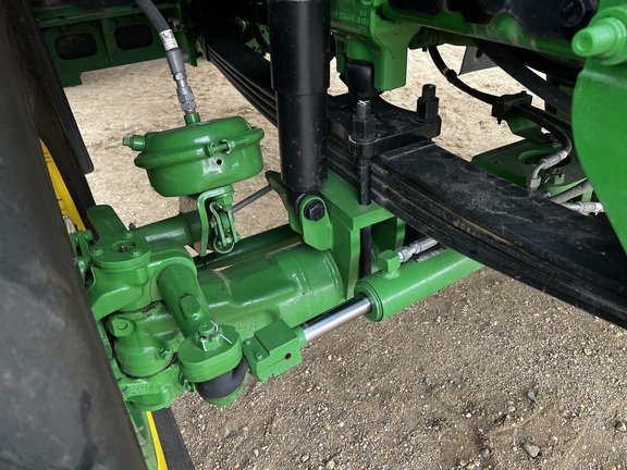 2024 John Deere 800R - Photo13
