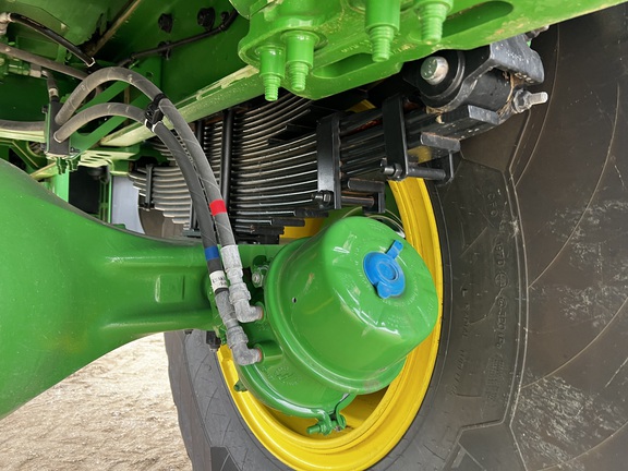 2024 John Deere 800R - Photo16