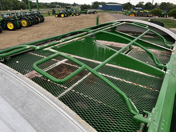 2024 John Deere 800R - Photo33