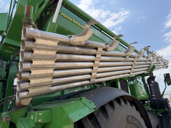 2024 John Deere 800R - Photo22