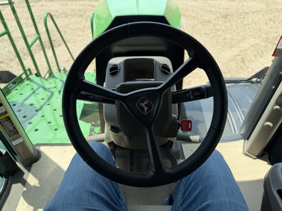 2024 John Deere 800R - Photo37