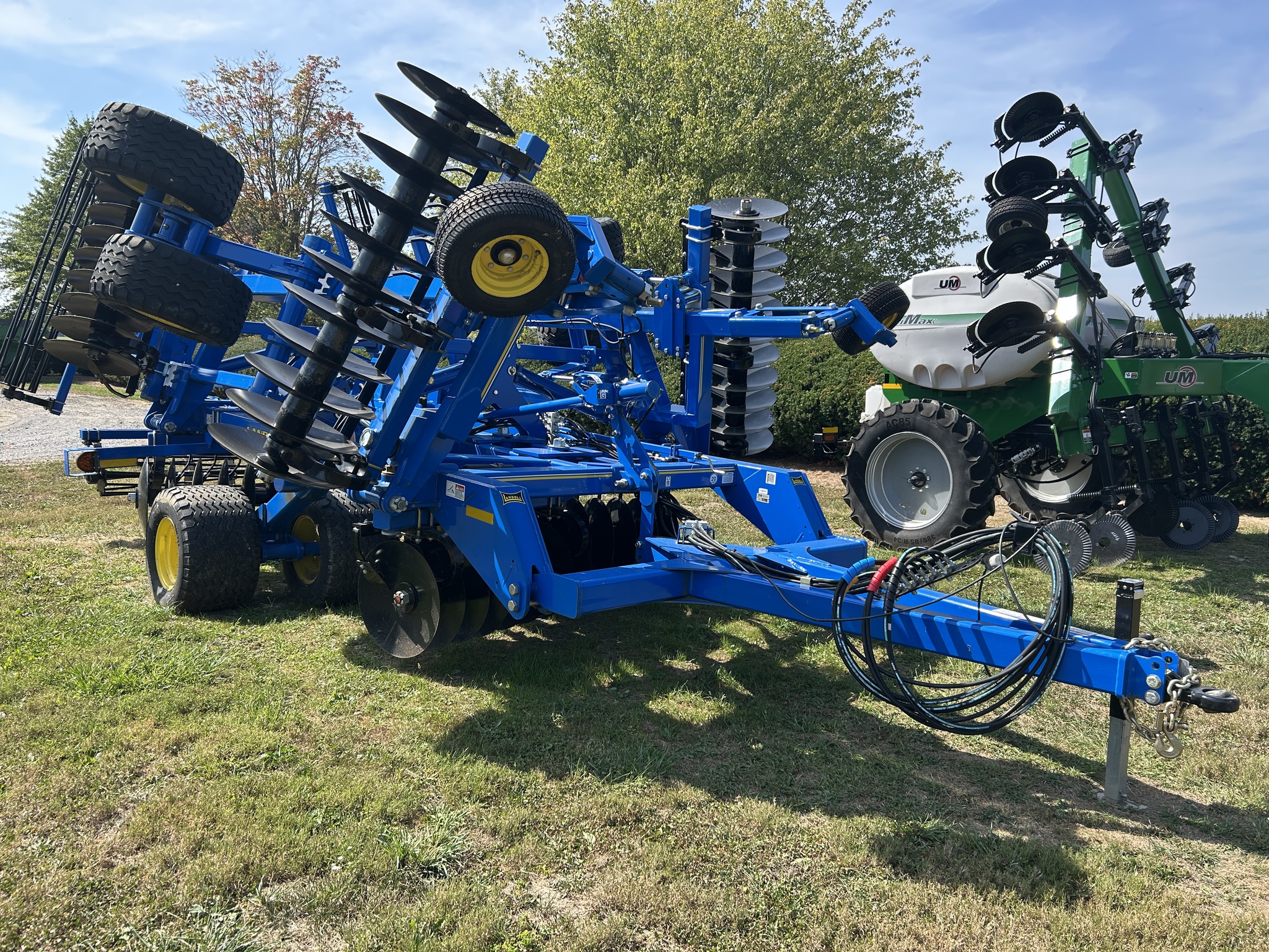 2024 Landoll 7530-23 Image 4