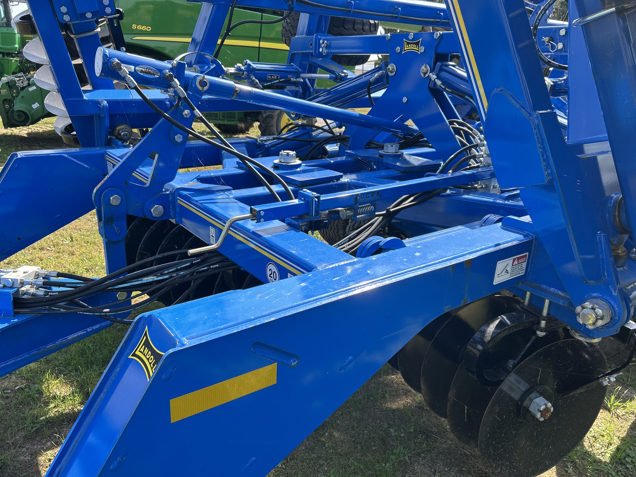 2024 Landoll 7530-23 Image 8