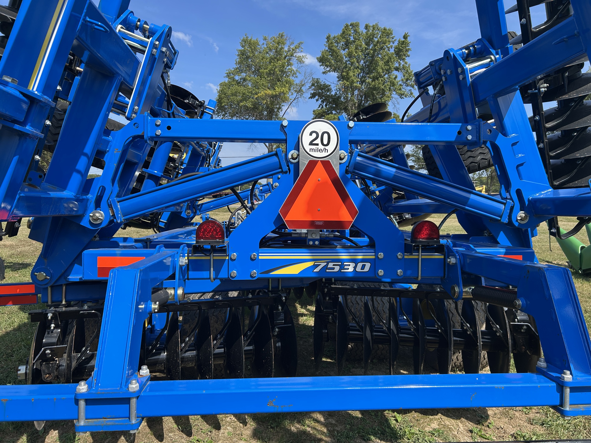 2024 Landoll 7530-23 Image 11