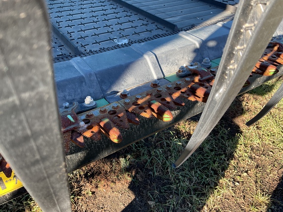 Used 2024 John Deere RD30F Combine Platforms at Horizon Ag & Turf in Westlock, AB - Photo9