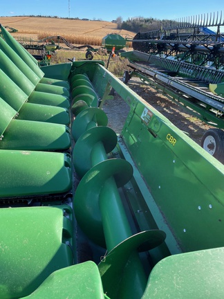 2023 John Deere C8R thumbnail 8