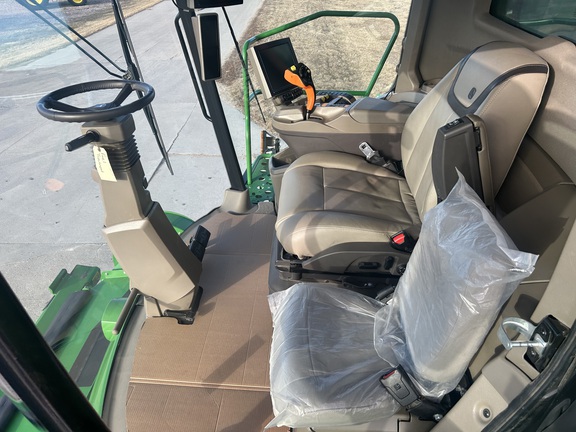 2023 John Deere X9 1100 (15th thumbnail)