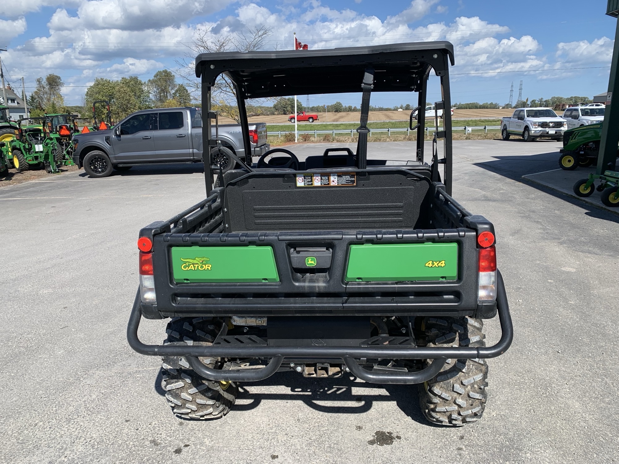 2023 John Deere XUV 835M Image 7