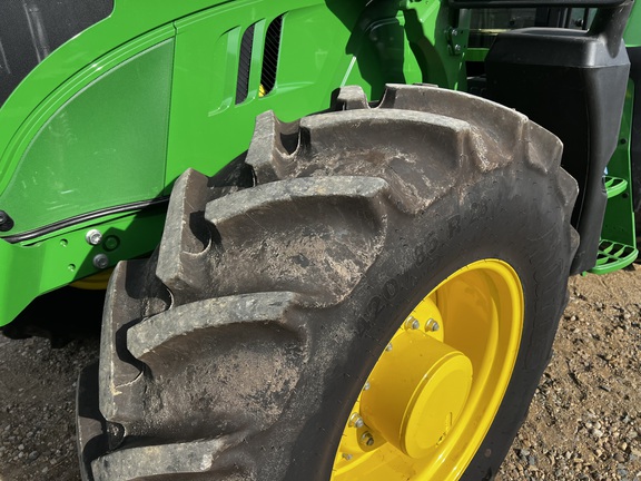 2024 John Deere 6155M - Photo10