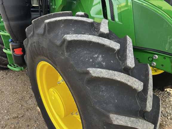2024 John Deere 6155M - Photo12