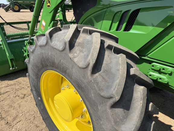 2024 John Deere 6155M - Photo10