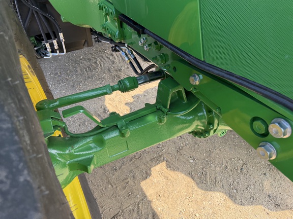 2024 John Deere 6155M - Photo12
