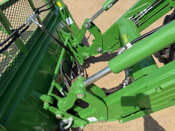 2024 John Deere 6155M - Photo18