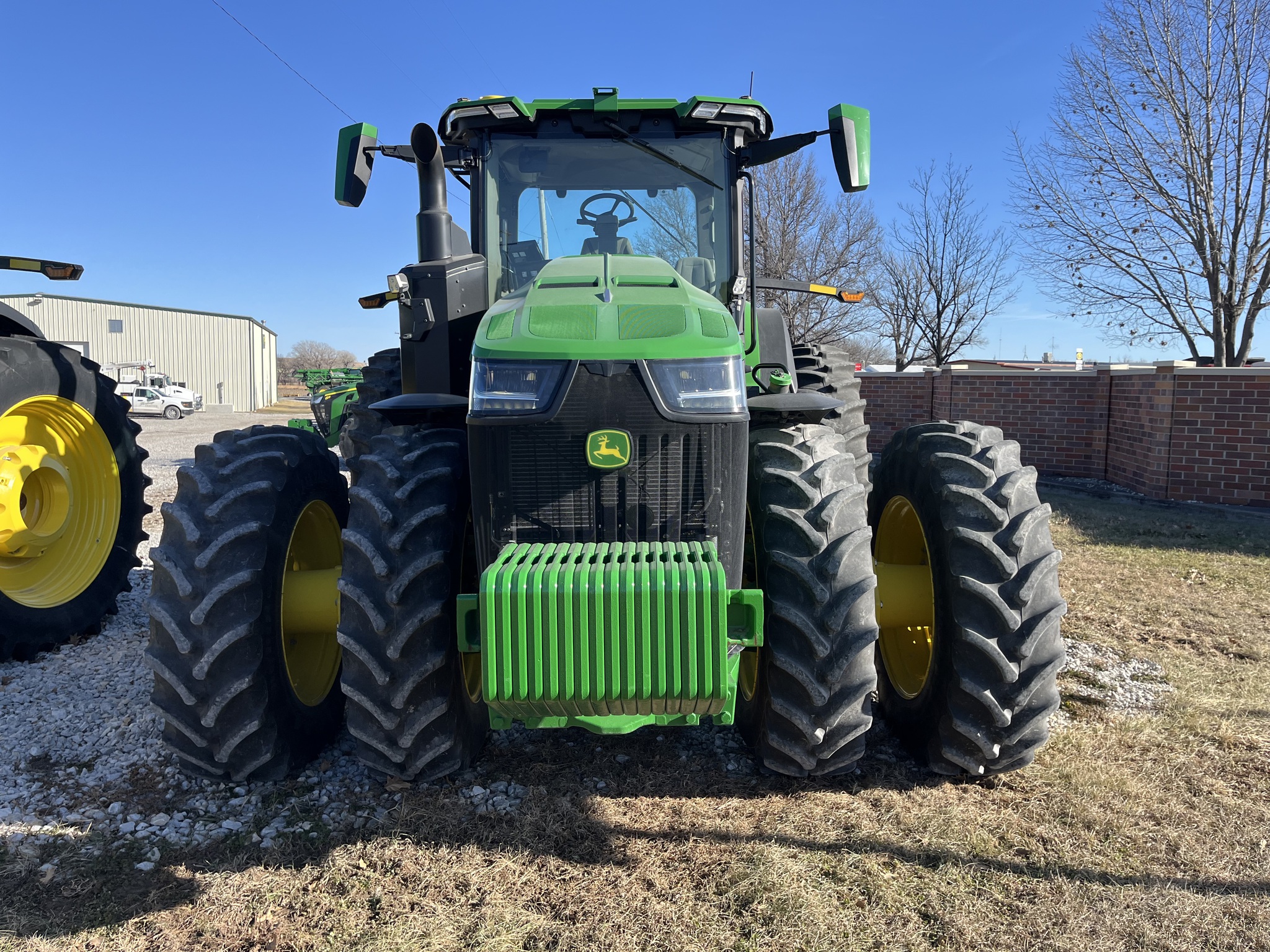  2024 John Deere 8R 370 at Heritage Tractor in Seneca, KS