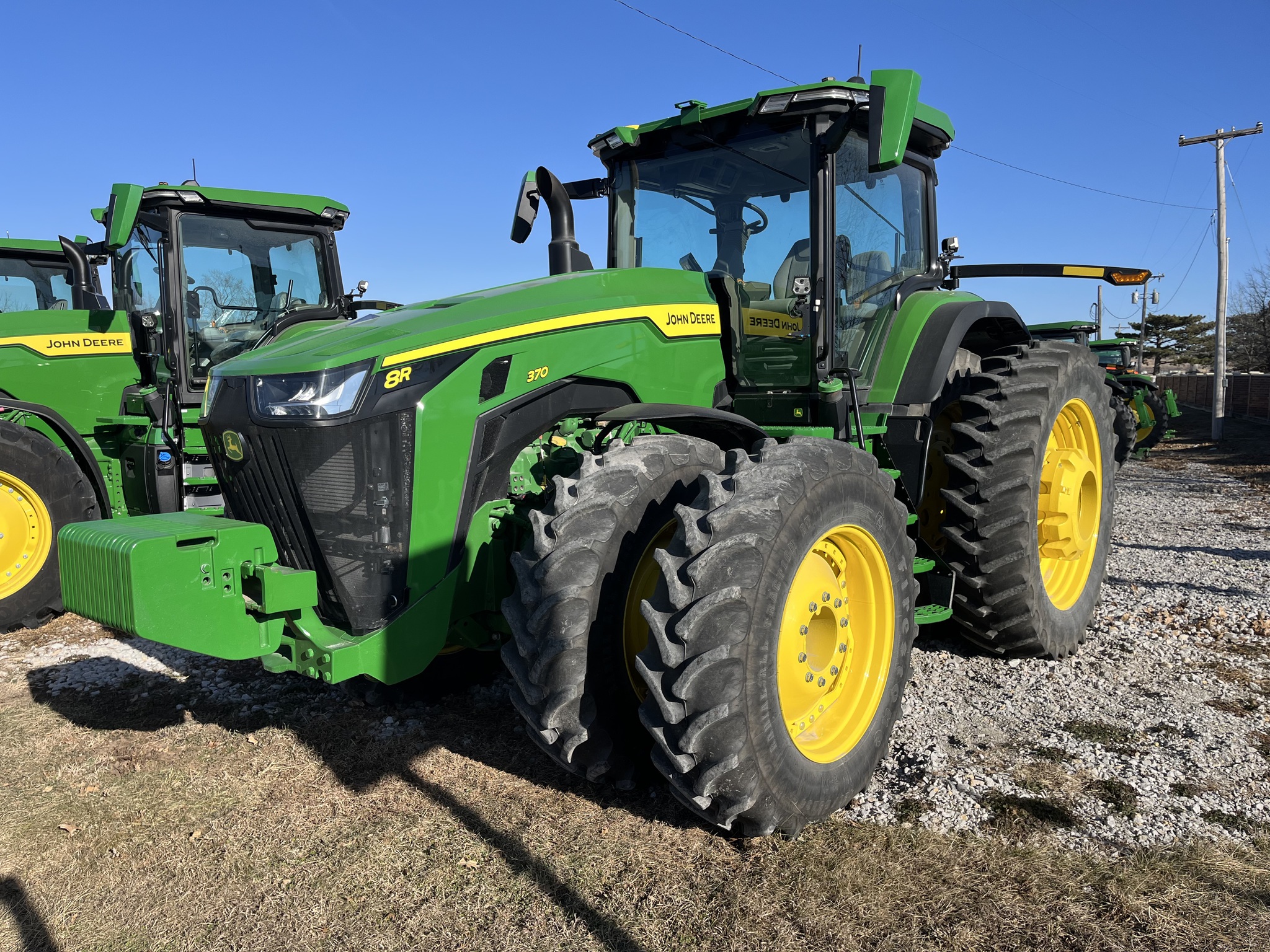 2024 John Deere 8R 370 at Heritage Tractor in Seneca, KS