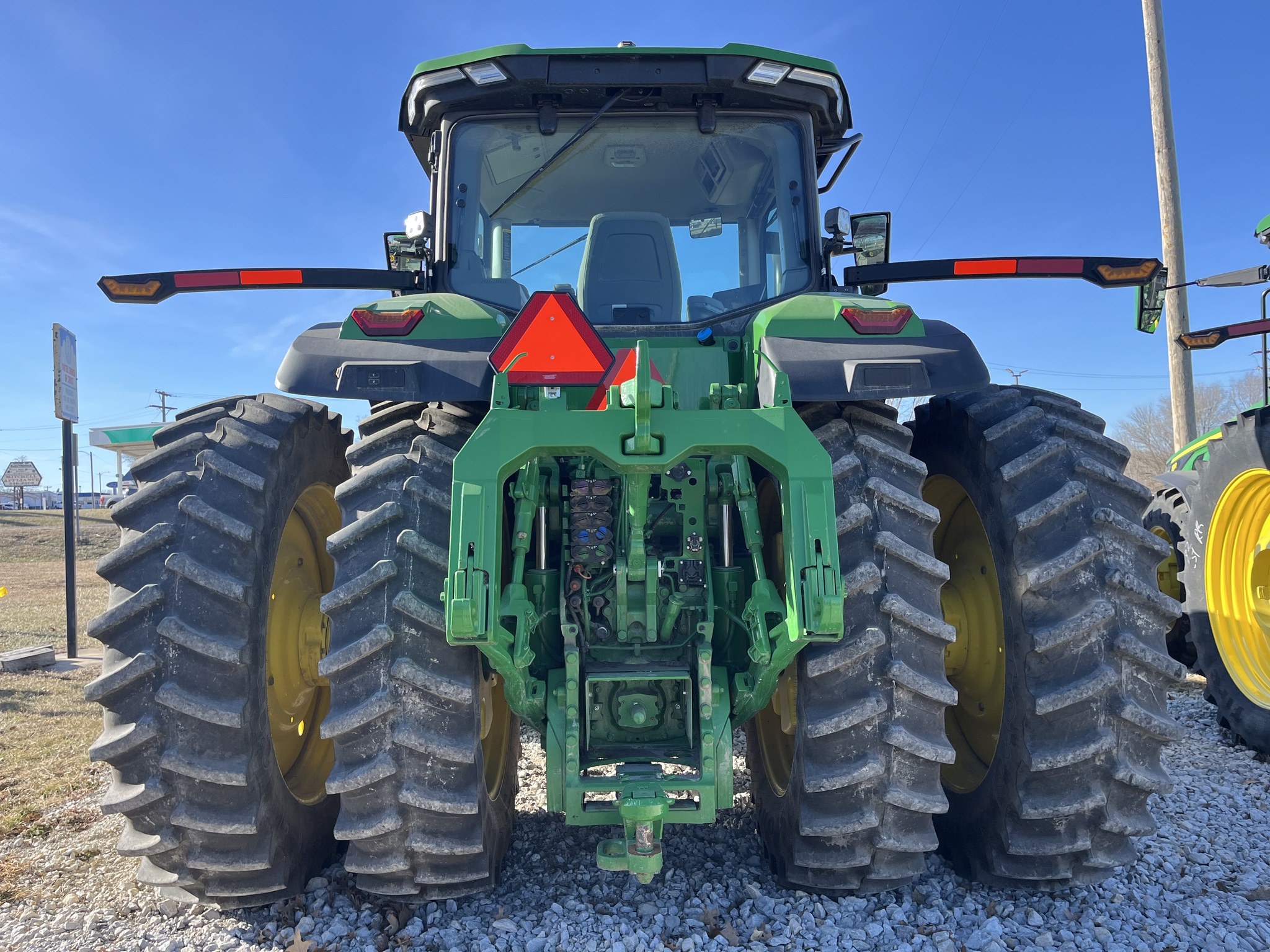  2024 John Deere 8R 370 at Heritage Tractor in Seneca, KS