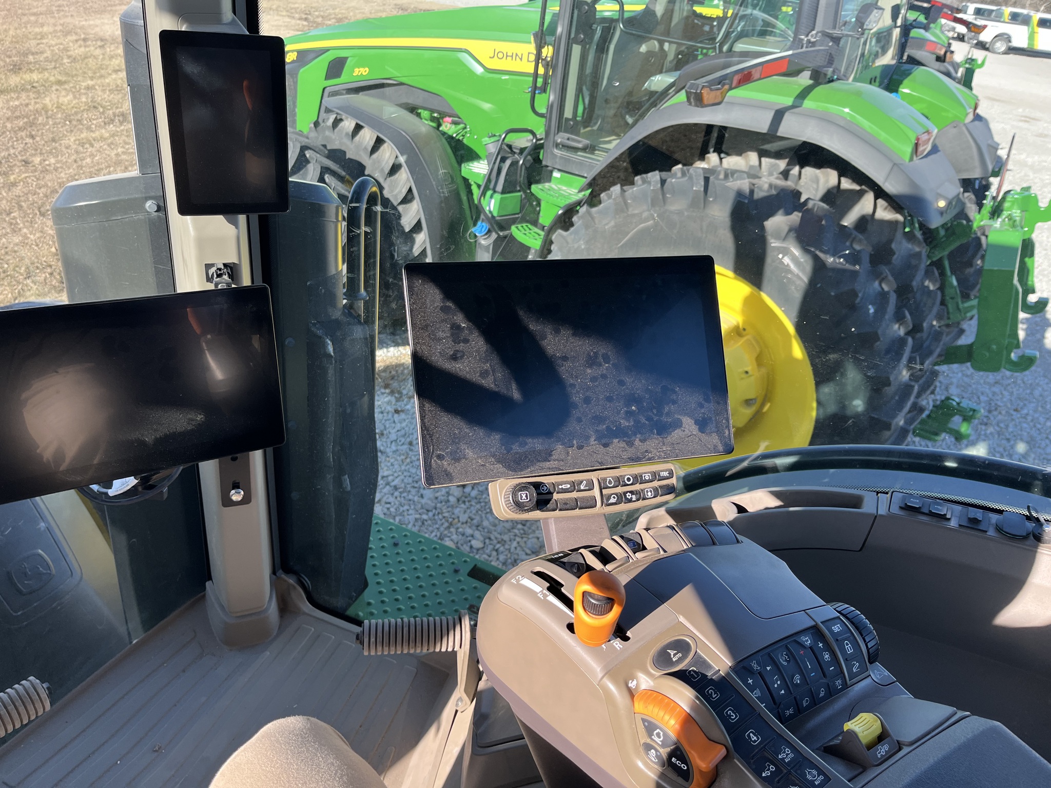  2024 John Deere 8R 370 at Heritage Tractor in Seneca, KS
