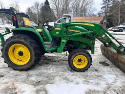 Tractor - Compact Utility For Sale 2011 John Deere 4120 , 29 HP