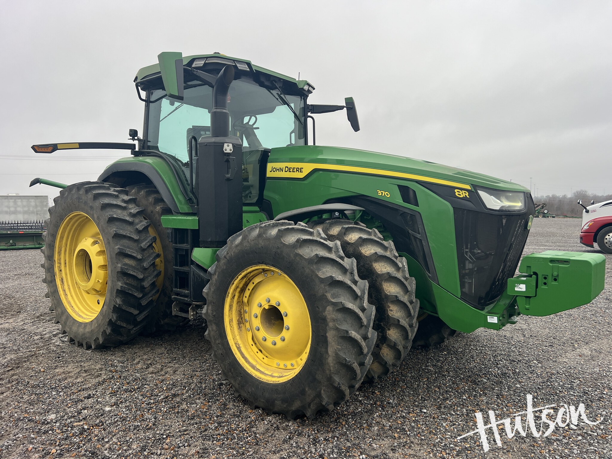 2024 John Deere 8R 370