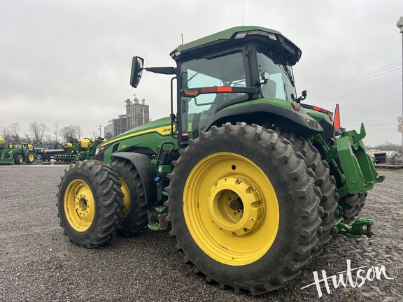 Photo of 2024 John Deere 8R 370