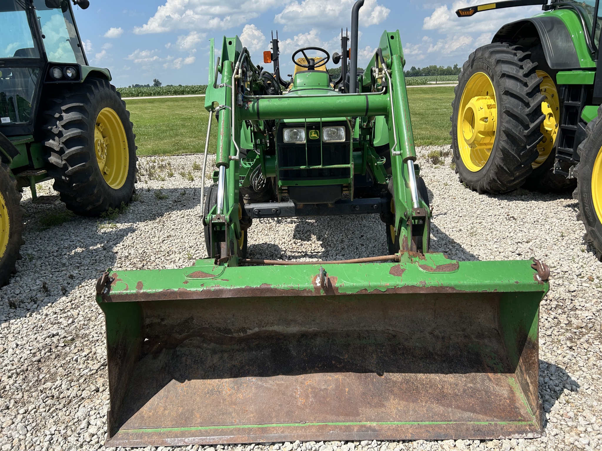  2004 John Deere 5420 at Heritage Tractor in Streator, IL