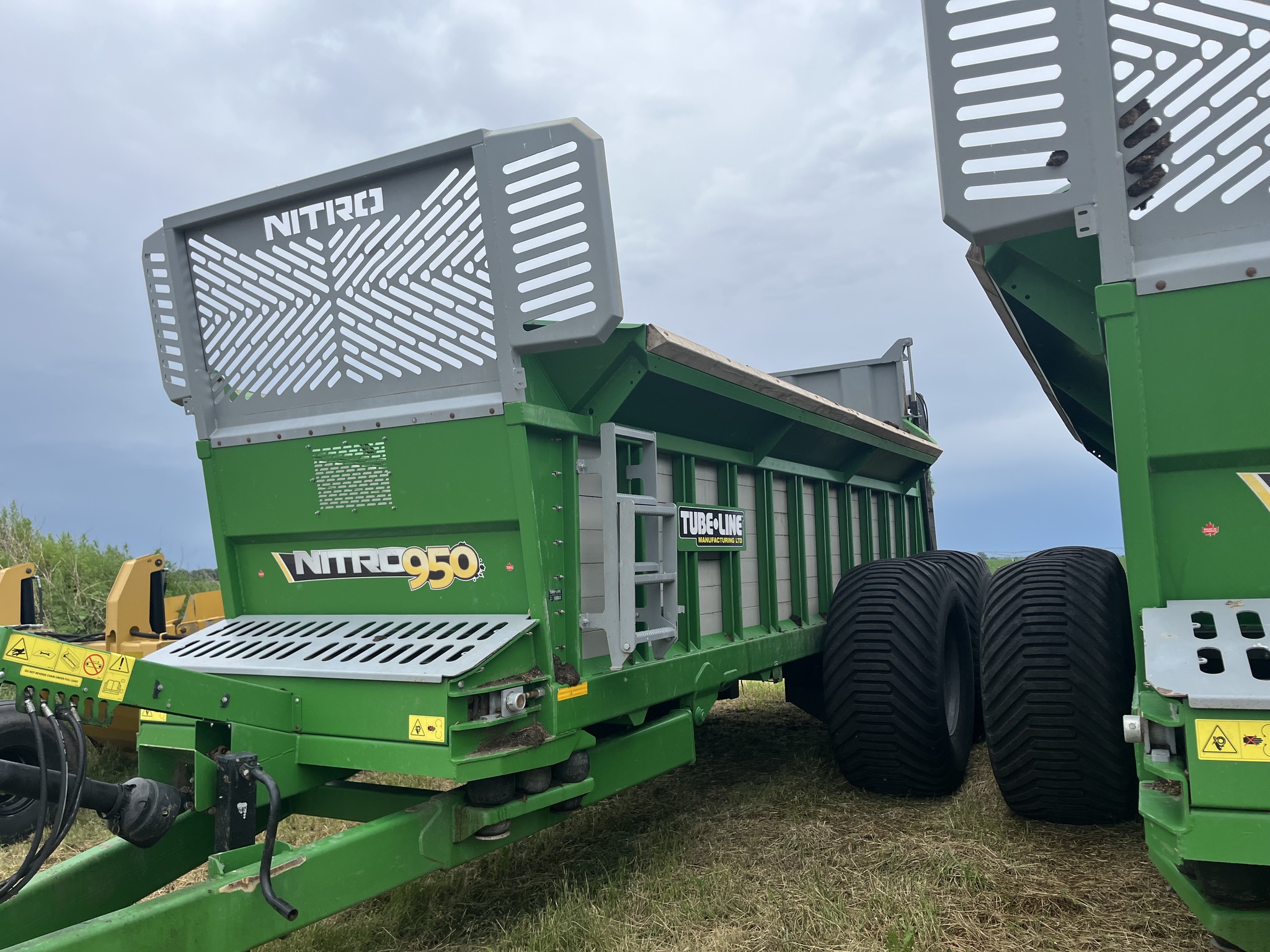 2021 Tubeline Nitro 950 Image 2